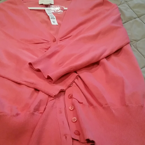 Sweater - Picture 2 of 4